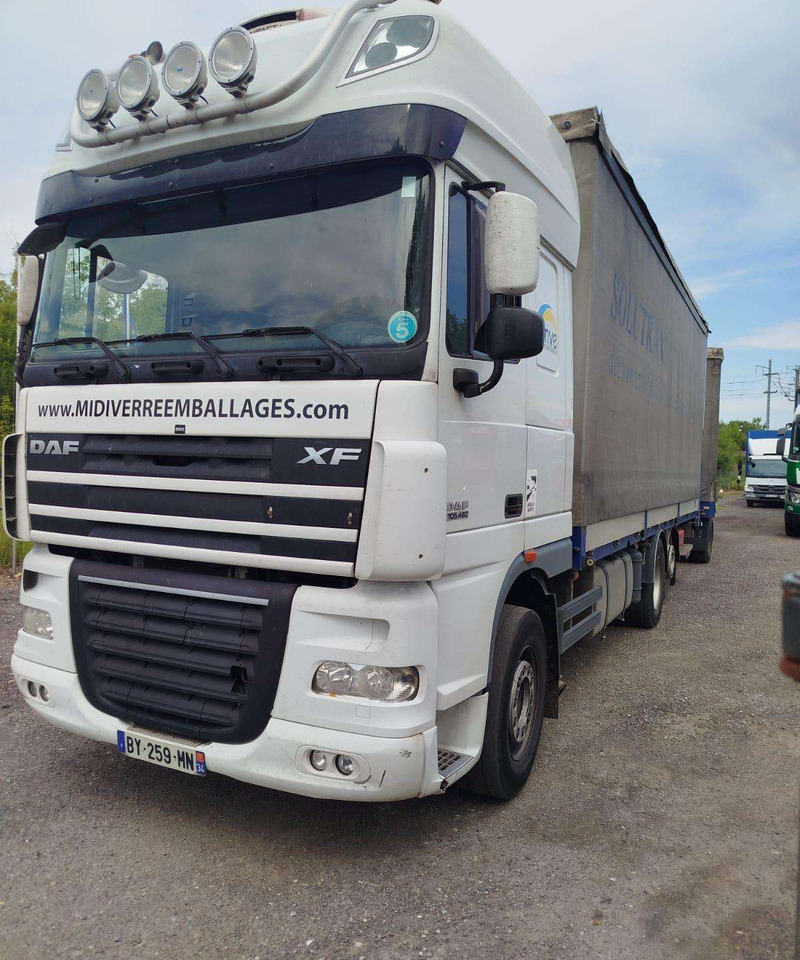 DAF XF 460 - Kravas automašīna ar tentu: foto 2 DAF XF 460 - Kravas automašīna ar tentu: foto 2