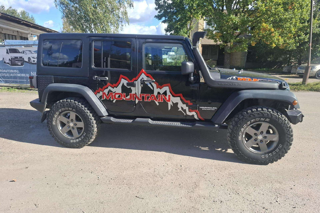 Jeep Wrangler - SUV: foto 2 Jeep Wrangler - SUV: foto 2