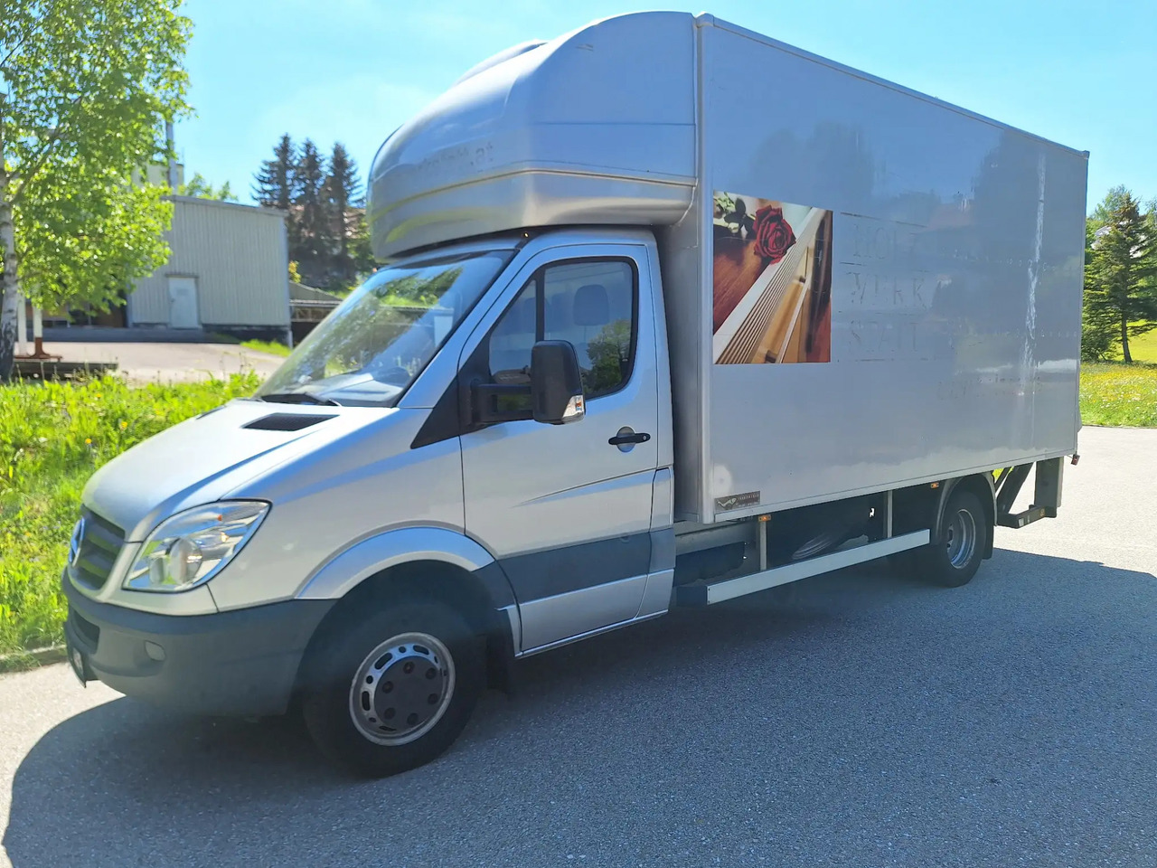 1 Stk. LKW (Mercedes) - Furgons ar slēgtā virsbūve: foto 3 1 Stk. LKW (Mercedes) - Furgons ar slēgtā virsbūve: foto 3