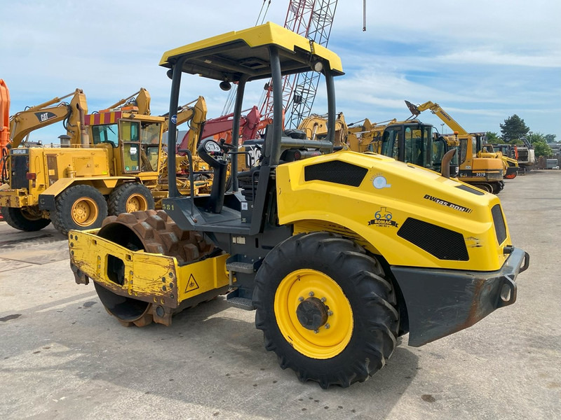 Bomag BW145PDH-5 NVT - Veltnis: foto 1 Bomag BW145PDH-5 NVT - Veltnis: foto 1