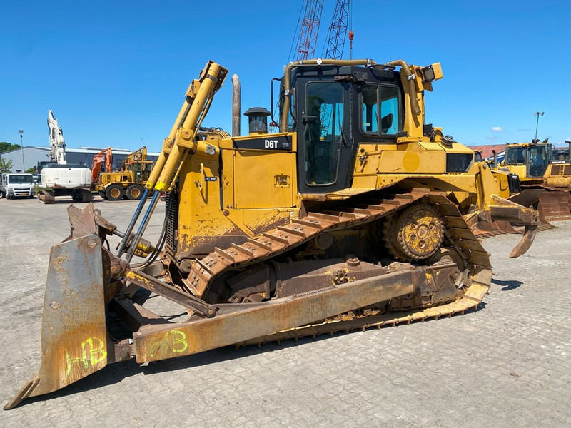 Caterpillar D6T XW NVT - Buldozers: foto 3 Caterpillar D6T XW NVT - Buldozers: foto 3