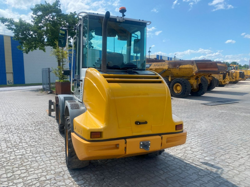 Liebherr L506 stereo NVT - Riteņu iekrāvējs: foto 4 Liebherr L506 stereo NVT - Riteņu iekrāvējs: foto 4