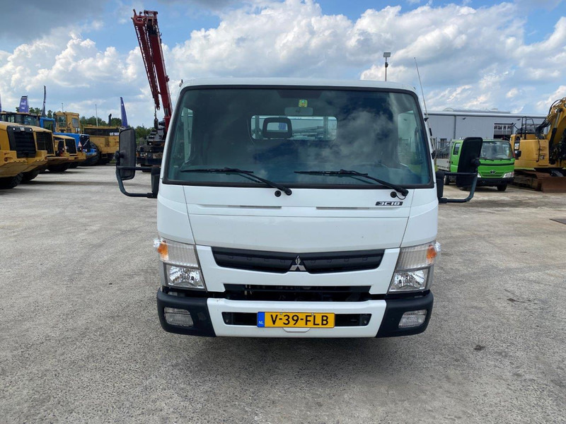 Mitsubishi Fuso Canter 3C18 NVT - Kravas automašīna ar slēgto virsbūvi: foto 4 Mitsubishi Fuso Canter 3C18 NVT - Kravas automašīna ar slēgto virsbūvi: foto 4