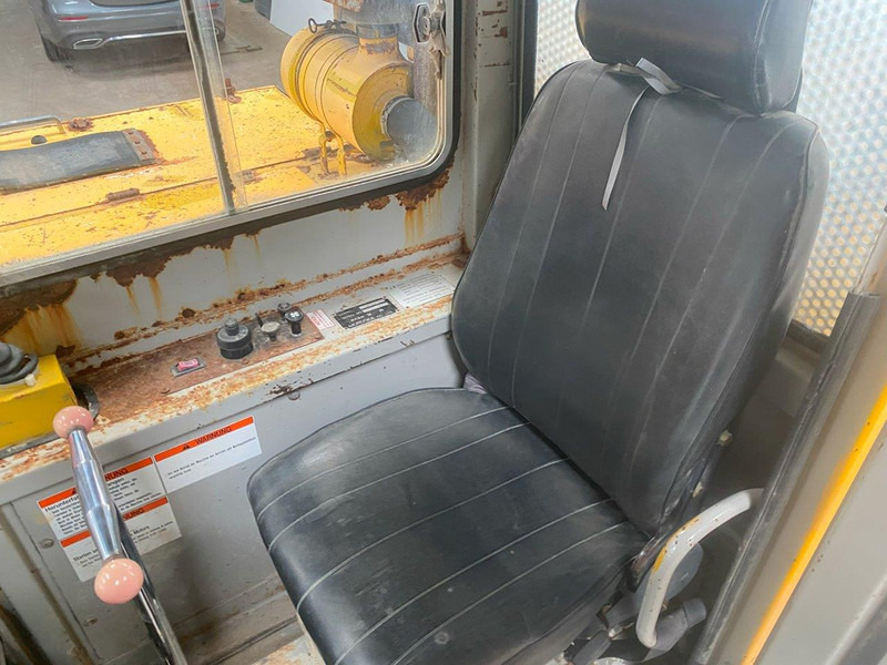 Morooka MST 600e swivel crawler dumper NVT - Kāpurķēžu pašizgāzējs: foto 5 Morooka MST 600e swivel crawler dumper NVT - Kāpurķēžu pašizgāzējs: foto 5