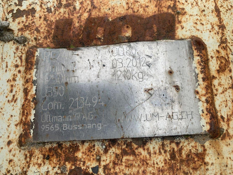 Oil Quick Bucket MS25/21 - Kauss: foto 3 Oil Quick Bucket MS25/21 - Kauss: foto 3