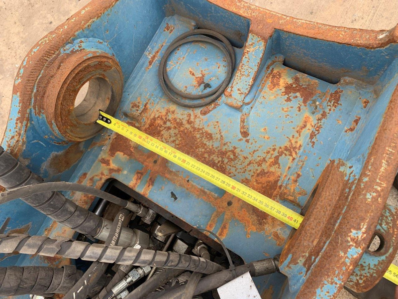 Ātrā sakabe Oil Quick OQ 80: foto 8 Ātrā sakabe Oil Quick OQ 80: foto 8