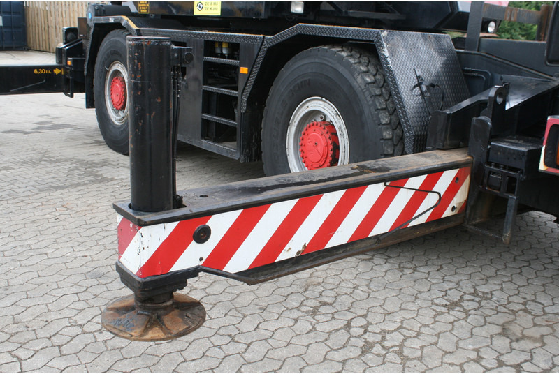 Visurgājējs celtnis Tadano TR300EX NVT: foto 17