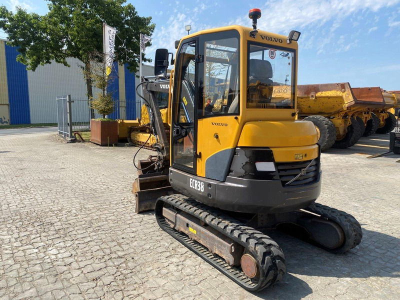 Volvo ECR38 NVT - Mini-ekskavators: foto 1 Volvo ECR38 NVT - Mini-ekskavators: foto 1