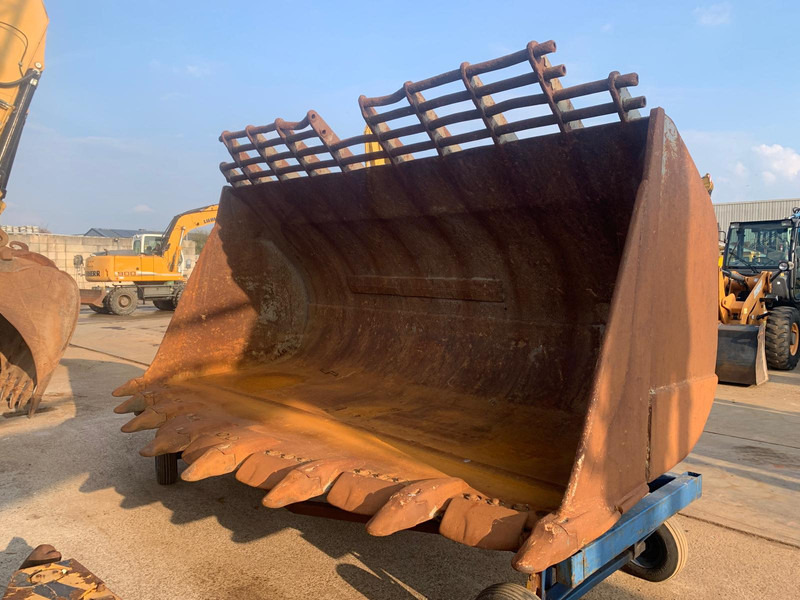 Volvo L350 F - Kauss: foto 1 Volvo L350 F - Kauss: foto 1