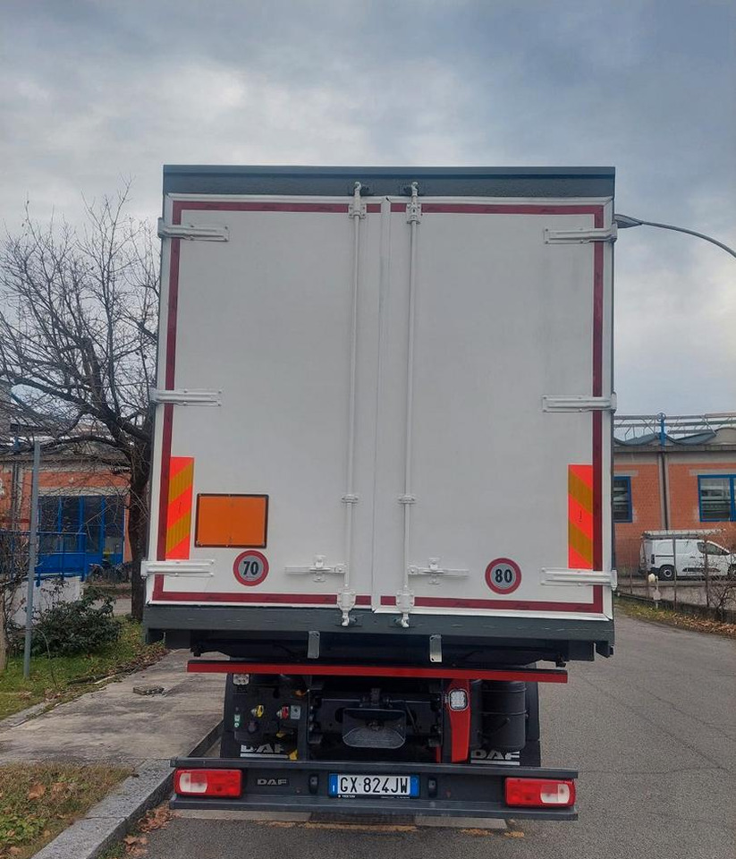 Daf xf 480 3 assi casse mobili INTARDER - Kravas automašīna ar tentu: foto 2 Daf xf 480 3 assi casse mobili INTARDER - Kravas automašīna ar tentu: foto 2
