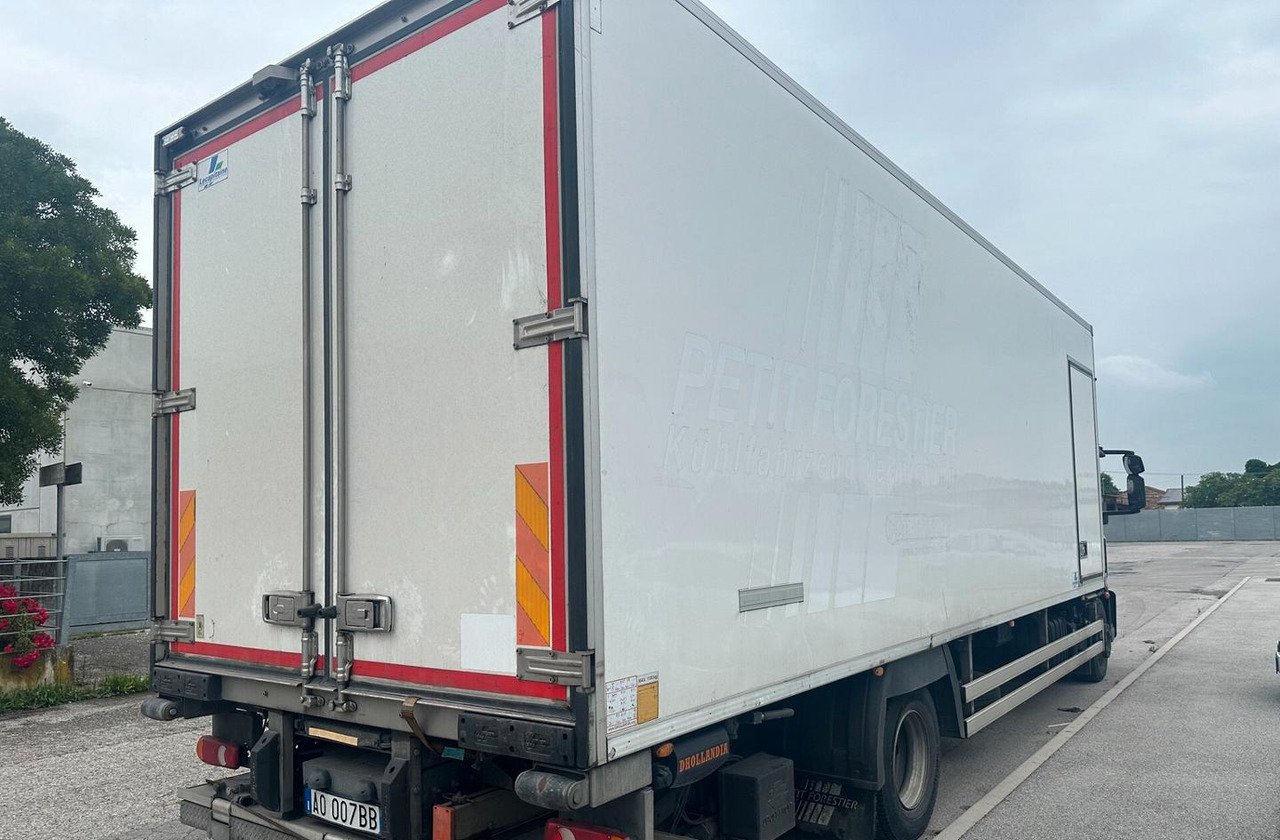 IVECO 160E25 FURGONE ISOTERMICO E GRUPPO FRIGO CON - Kravas automašīna refrižerators: foto 3 IVECO 160E25 FURGONE ISOTERMICO E GRUPPO FRIGO CON - Kravas automašīna refrižerators: foto 3