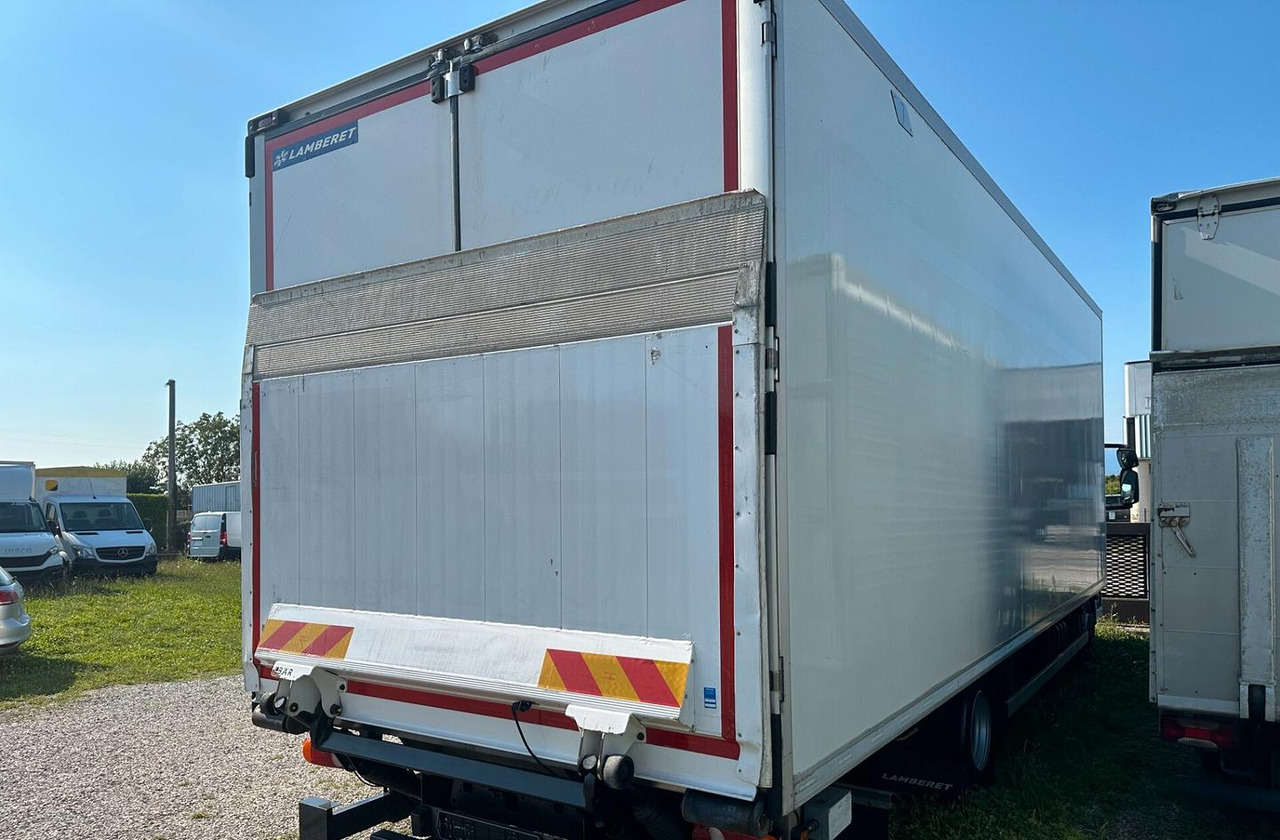 Iveco - Kravas automašīna refrižerators: foto 3 Iveco - Kravas automašīna refrižerators: foto 3