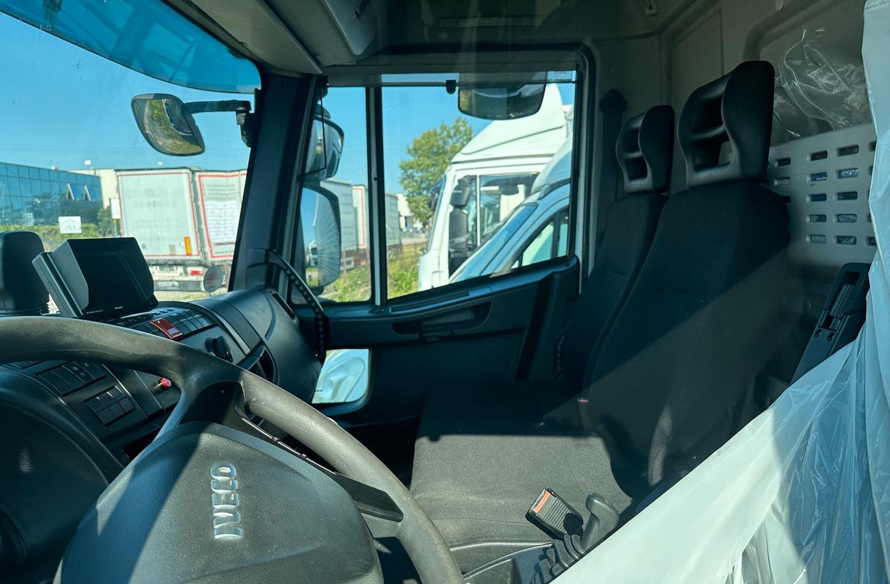 Iveco - Kravas automašīna refrižerators: foto 5 Iveco - Kravas automašīna refrižerators: foto 5