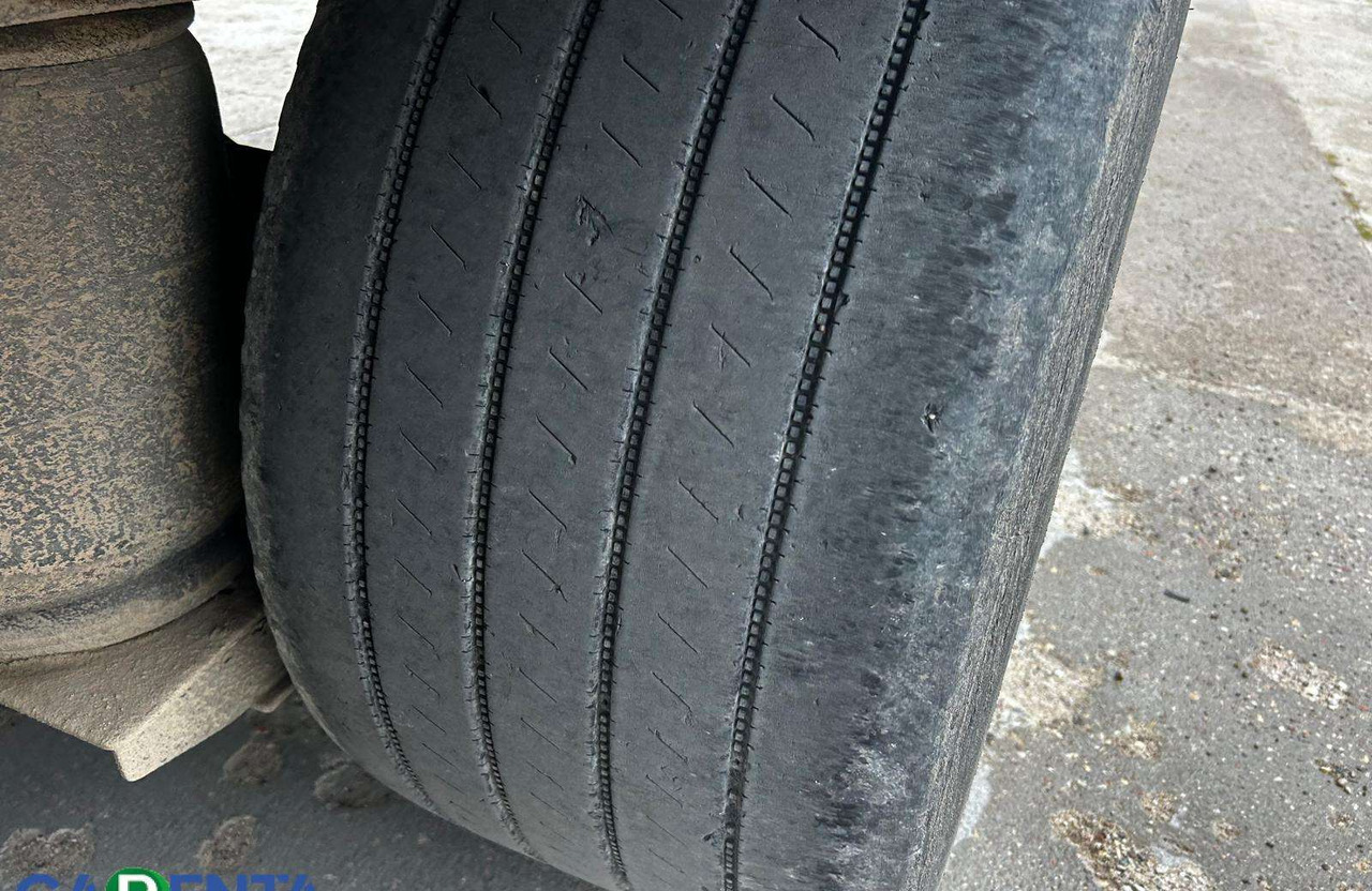 Tenta puspiekabe Kögel SN 24 MEGA SAF: foto 10 Tenta puspiekabe Kögel SN 24 MEGA SAF: foto 10