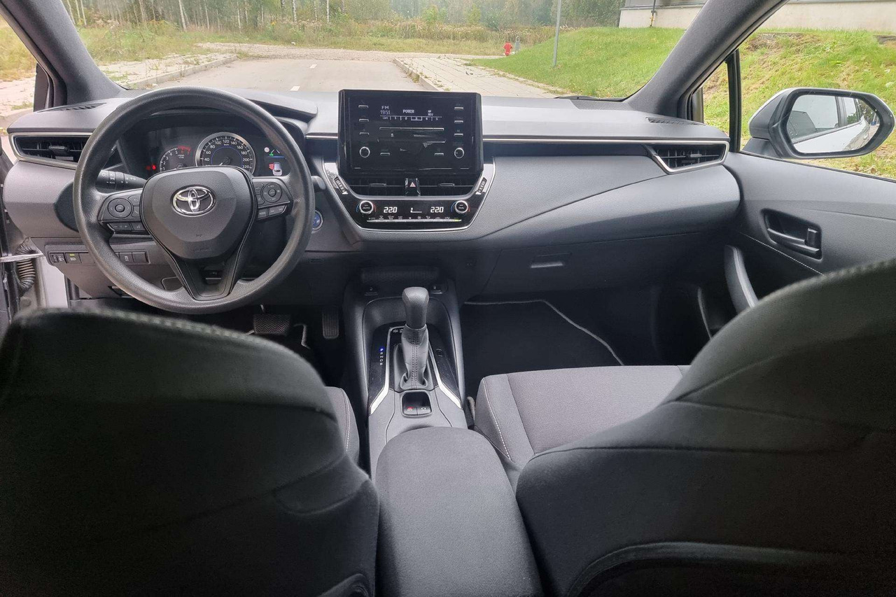 Toyota Corolla - Vieglā automašīna: foto 3 Toyota Corolla - Vieglā automašīna: foto 3