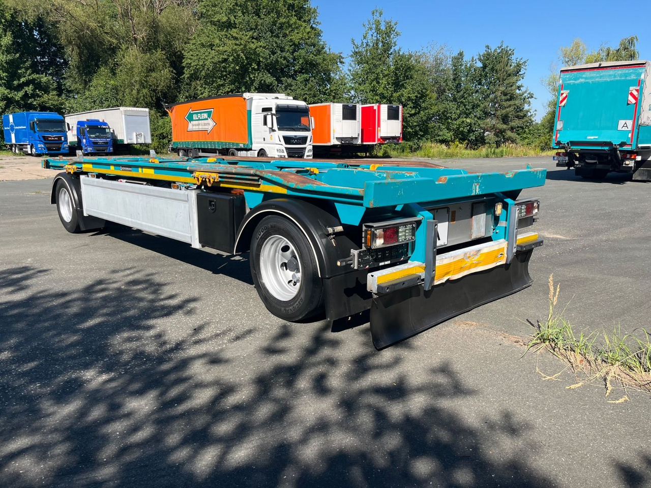 Hüffermann Flex-Carrier - Multilift/ Būvgružu konteinera piekabe: foto 3 Hüffermann Flex-Carrier - Multilift/ Būvgružu konteinera piekabe: foto 3