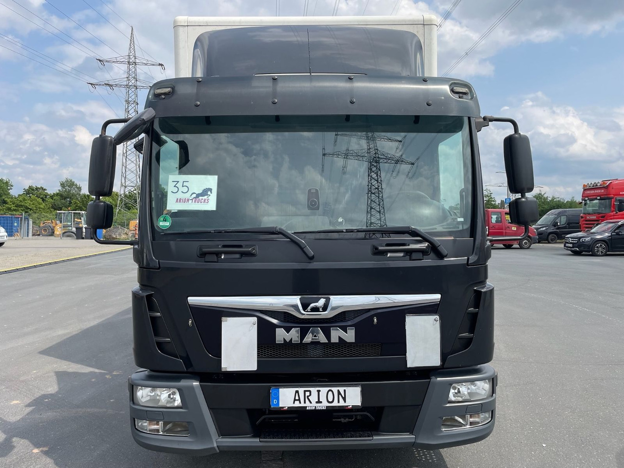MAN TGL 12.250 4x2 BL Koffer/LBW/PALFINGER/AC/EU6c - Kravas automašīna ar slēgto virsbūvi: foto 2 MAN TGL 12.250 4x2 BL Koffer/LBW/PALFINGER/AC/EU6c - Kravas automašīna ar slēgto virsbūvi: foto 2