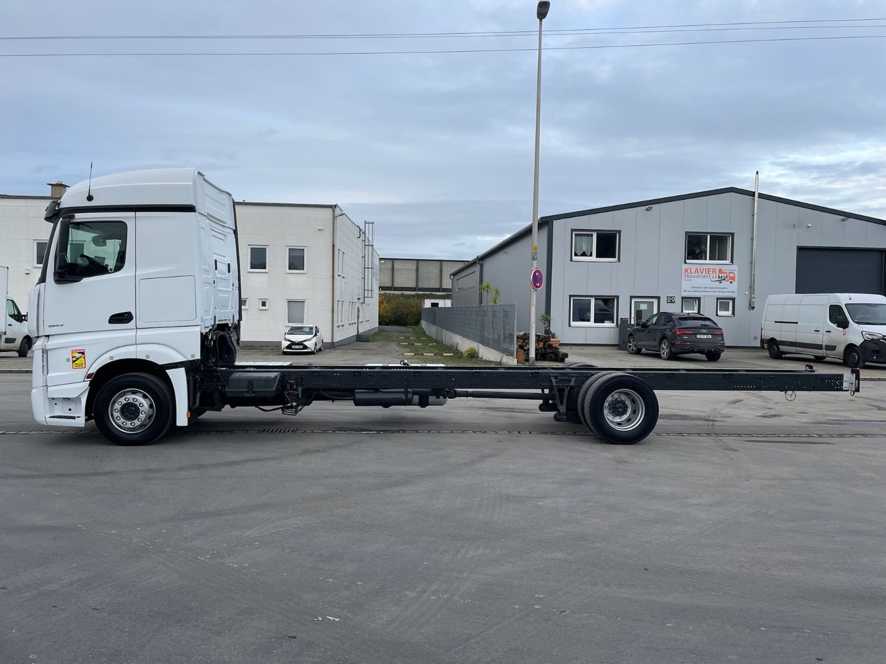 Mercedes-Benz Actros 4 1843 4x2 Fahrgestell/StandAC/ACC/EU6 - Šasija kravas automašīna: foto 4 Mercedes-Benz Actros 4 1843 4x2 Fahrgestell/StandAC/ACC/EU6 - Šasija kravas automašīna: foto 4
