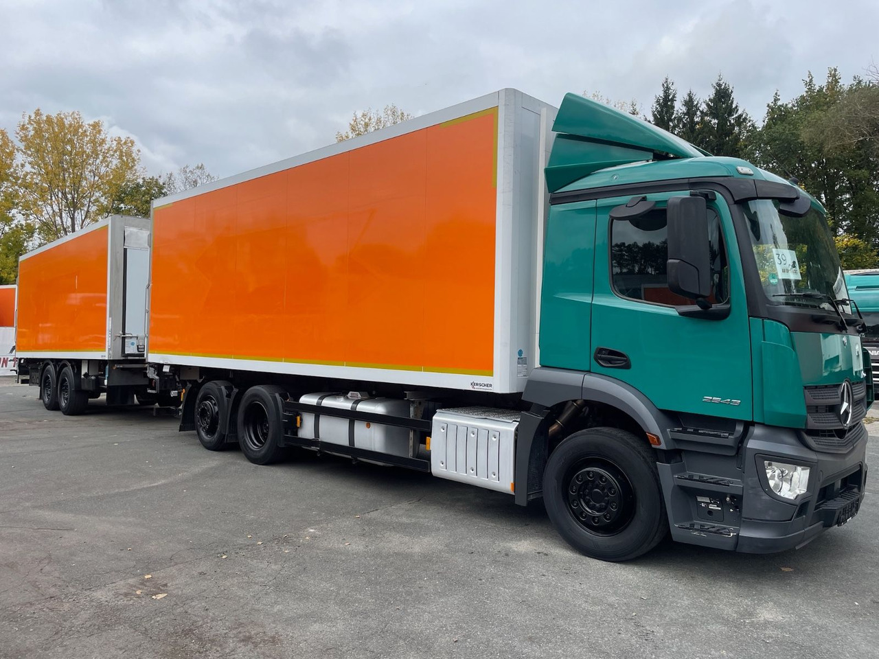 Mercedes-Benz Antos 2543 6x2 Kühlkoffer/CARRIER/NLA/LBW/AC/EU6 - Kravas automašīna refrižerators: foto 1 Mercedes-Benz Antos 2543 6x2 Kühlkoffer/CARRIER/NLA/LBW/AC/EU6 - Kravas automašīna refrižerators: foto 1