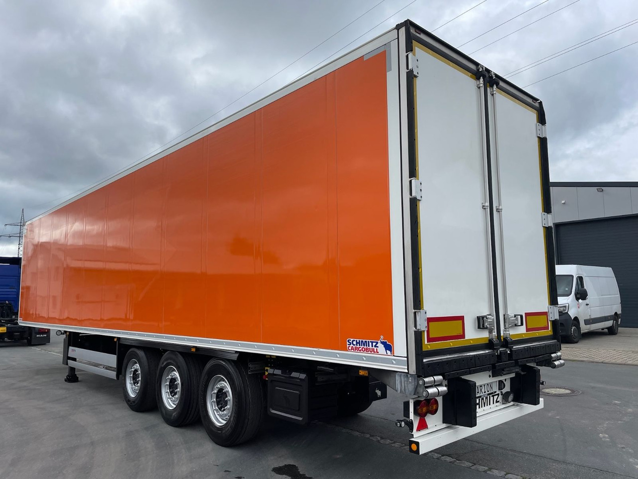 Schmitz Cargobull SCB*S3/Lenkachse/Like New/1759h/Multi-Temp/13,4m - Puspiekabe refrižerators: foto 5 Schmitz Cargobull SCB*S3/Lenkachse/Like New/1759h/Multi-Temp/13,4m - Puspiekabe refrižerators: foto 5