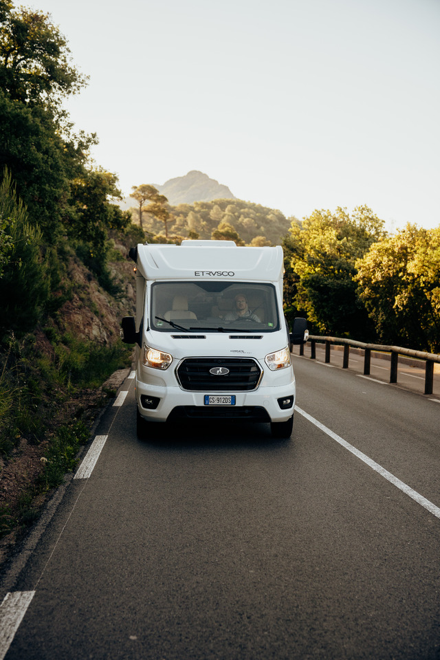 ETRUSCO Etrusco V 6.8 SCF - Kemperis: foto 1 ETRUSCO Etrusco V 6.8 SCF - Kemperis: foto 1