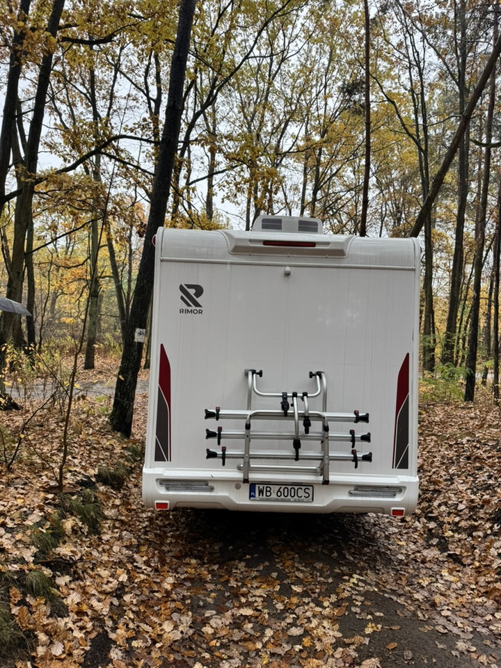 Rimor Seal 695 - Alkov kemperis: foto 5 Rimor Seal 695 - Alkov kemperis: foto 5