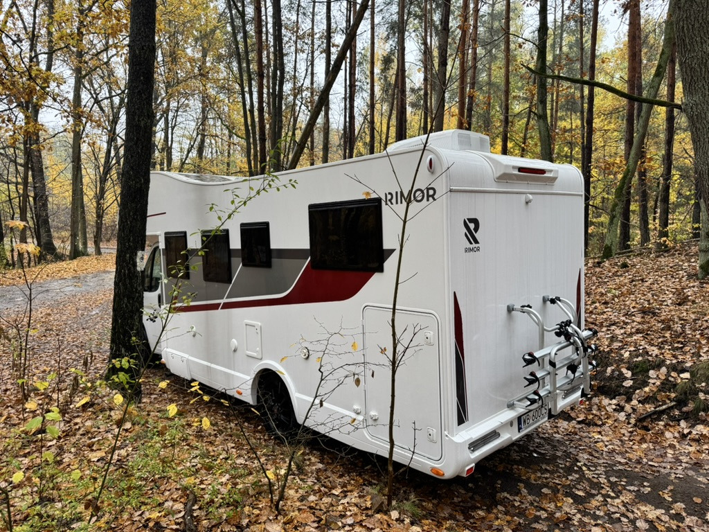 Rimor Seal 695 - Alkov kemperis: foto 3 Rimor Seal 695 - Alkov kemperis: foto 3