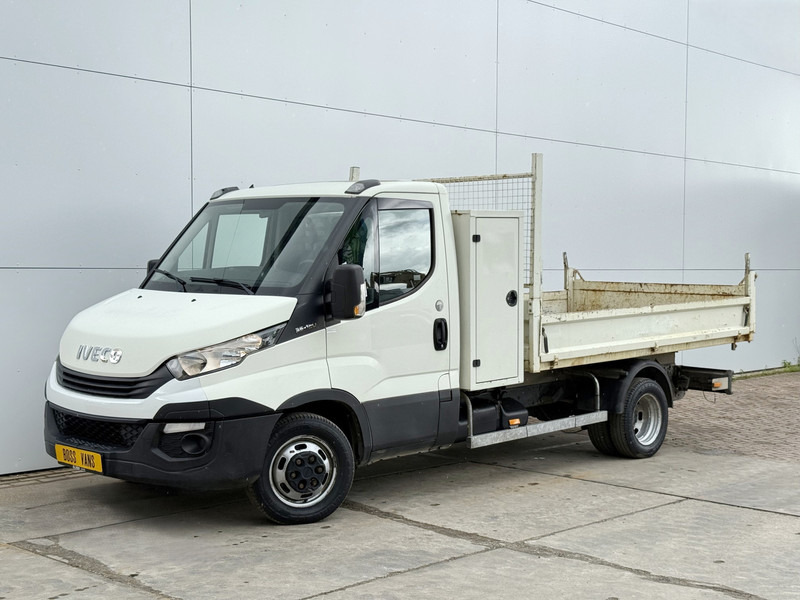 Iveco Daily 35C12 2.3 Kipper Dubbellucht 3.5t Trekhaak Airco Cruise Control Lucht geveerde stoel - Komercauto pašizgāzējs: foto 2 Iveco Daily 35C12 2.3 Kipper Dubbellucht 3.5t Trekhaak Airco Cruise Control Lucht geveerde stoel - Komercauto pašizgāzējs: foto 2
