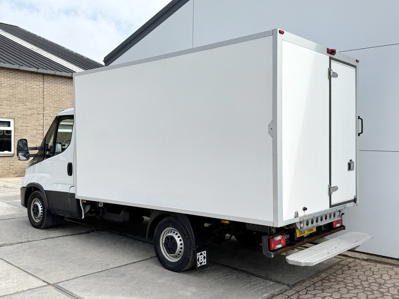 Iveco Daily 35S14 2.3 Automaat Climate Control Cruise Control Camera Standkachel Kuhlkoffer Koelwagen - Komercauto refrižerators: foto 2 Iveco Daily 35S14 2.3 Automaat Climate Control Cruise Control Camera Standkachel Kuhlkoffer Koelwagen - Komercauto refrižerators: foto 2