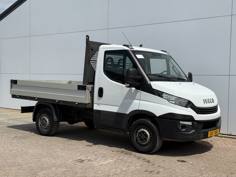 Iveco Daily 35S14 2.3 Open Laadbak Pritische Airco Cruise Control Lucht Geveerde Stoel - Automašīna ar kravas platformu: foto 4 Iveco Daily 35S14 2.3 Open Laadbak Pritische Airco Cruise Control Lucht Geveerde Stoel - Automašīna ar kravas platformu: foto 4