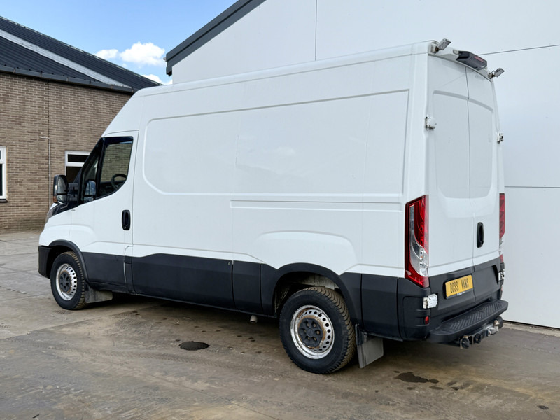 Iveco Daily 35S16 2.3 Automaat L2H2 Airco Cruise Control Standkachel Camera Trekhaak 3.5t - Kravas mikroautobuss: foto 2 Iveco Daily 35S16 2.3 Automaat L2H2 Airco Cruise Control Standkachel Camera Trekhaak 3.5t - Kravas mikroautobuss: foto 2