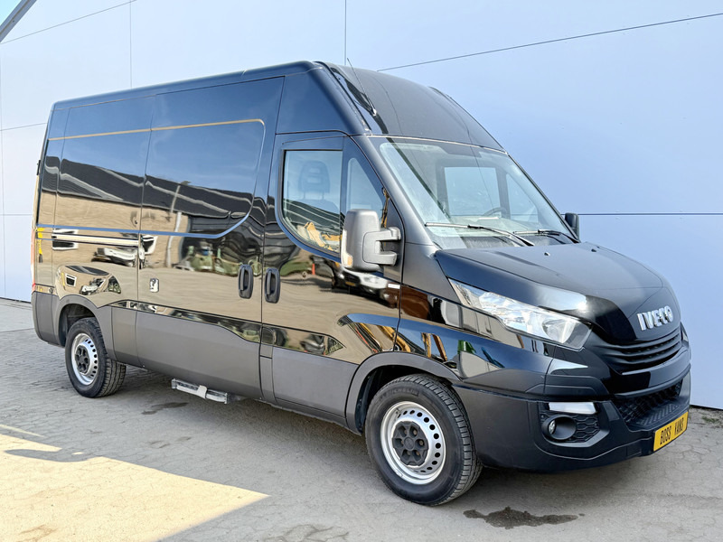 Iveco Daily 35S16 L2H2 Airco Cruise Control Camera 3.5t Trekhaak - Kravas mikroautobuss: foto 4 Iveco Daily 35S16 L2H2 Airco Cruise Control Camera 3.5t Trekhaak - Kravas mikroautobuss: foto 4