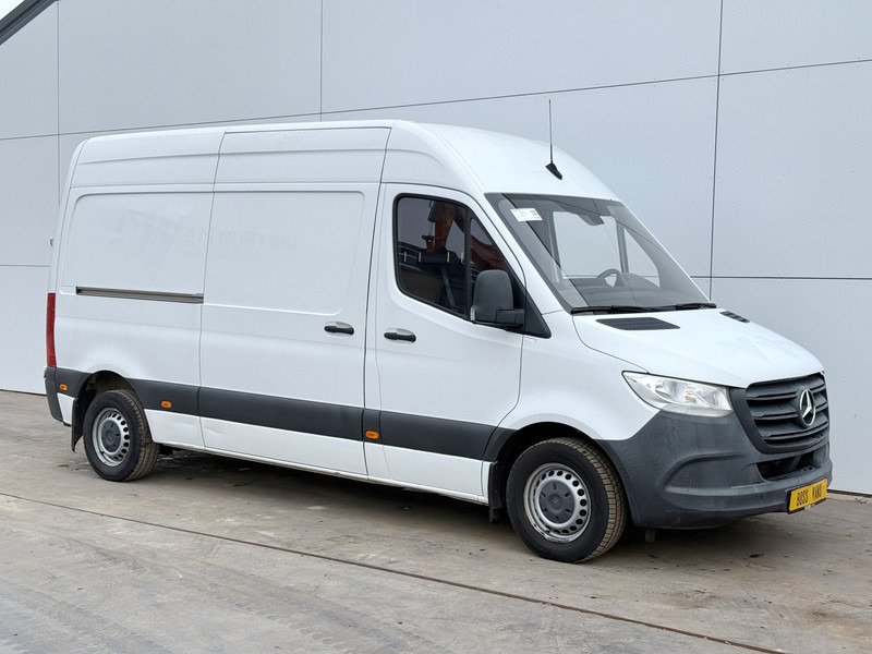Mercedes-Benz Sprinter 214 2.2 CDI L2H2 Climate Control Cruise Control Trekhaak Carplay Camera - Mazs furgons: foto 4 Mercedes-Benz Sprinter 214 2.2 CDI L2H2 Climate Control Cruise Control Trekhaak Carplay Camera - Mazs furgons: foto 4