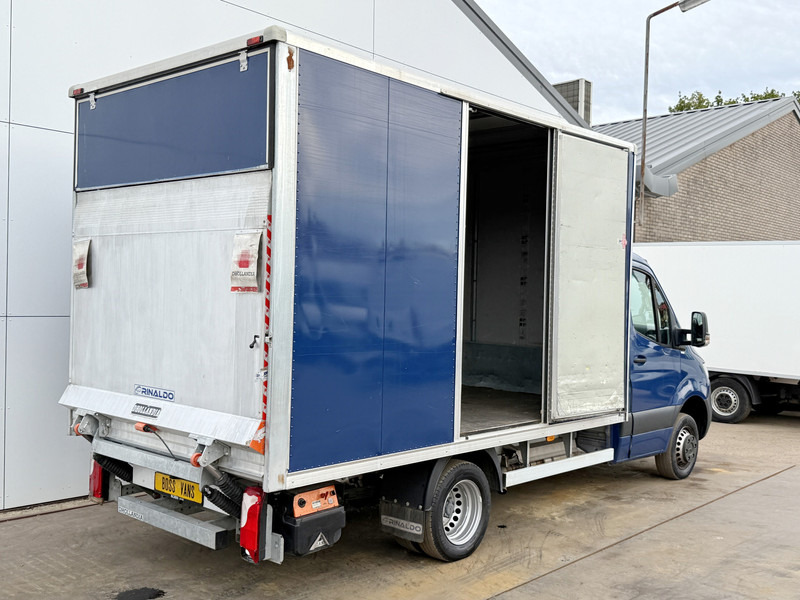 Mercedes-Benz Sprinter 417 1.9 CDI Laadklep 1000kg Dubbellucht Climate Control Carplay - Furgons ar slēgtā virsbūve: foto 3 Mercedes-Benz Sprinter 417 1.9 CDI Laadklep 1000kg Dubbellucht Climate Control Carplay - Furgons ar slēgtā virsbūve: foto 3