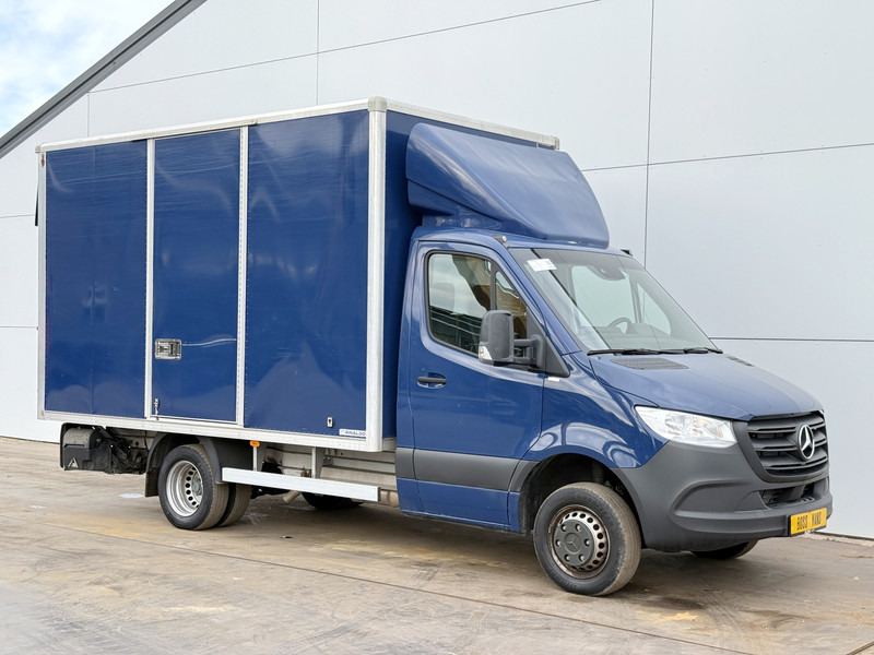 Mercedes-Benz Sprinter 417 1.9 CDI Laadklep 1000kg Dubbellucht Climate Control Carplay - Furgons ar slēgtā virsbūve: foto 4 Mercedes-Benz Sprinter 417 1.9 CDI Laadklep 1000kg Dubbellucht Climate Control Carplay - Furgons ar slēgtā virsbūve: foto 4