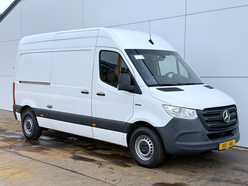Mercedes-Benz eSprinter 112 L2H2 100% Elektrisch 55kWh 168km WLTP 80kw Snelladen Climate Control Camera Stoelverwarming - Kravas mikroautobuss, Elektriskais furgons: foto 4 Mercedes-Benz eSprinter 112 L2H2 100% Elektrisch 55kWh 168km WLTP 80kw Snelladen Climate Control Camera Stoelverwarming - Kravas mikroautobuss, Elektriskais furgons: foto 4