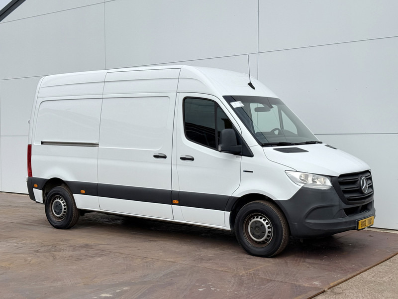 Mercedes-Benz eSprinter 312 - Binnenkort verwacht! L2H2 100% Elektrisch 55kWh 168km WLTP 80kw Snelladen Climate Control Camera Stoelverwarming - Kravas mikroautobuss, Elektriskais furgons: foto 4 Mercedes-Benz eSprinter 312 - Binnenkort verwacht! L2H2 100% Elektrisch 55kWh 168km WLTP 80kw Snelladen Climate Control Camera Stoelverwarming - Kravas mikroautobuss, Elektriskais furgons: foto 4