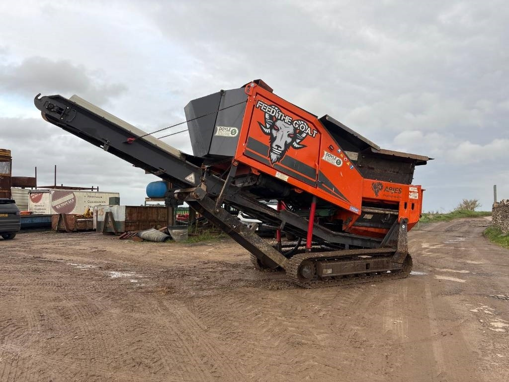 Arjes 250 Evo - Drupinātājs: foto 4 Arjes 250 Evo - Drupinātājs: foto 4