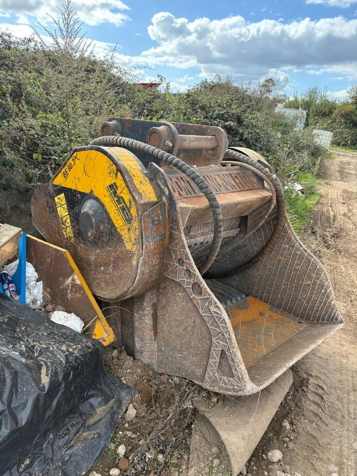 MB Crusher BF 80.3 - Drupinātājs: foto 1 MB Crusher BF 80.3 - Drupinātājs: foto 1