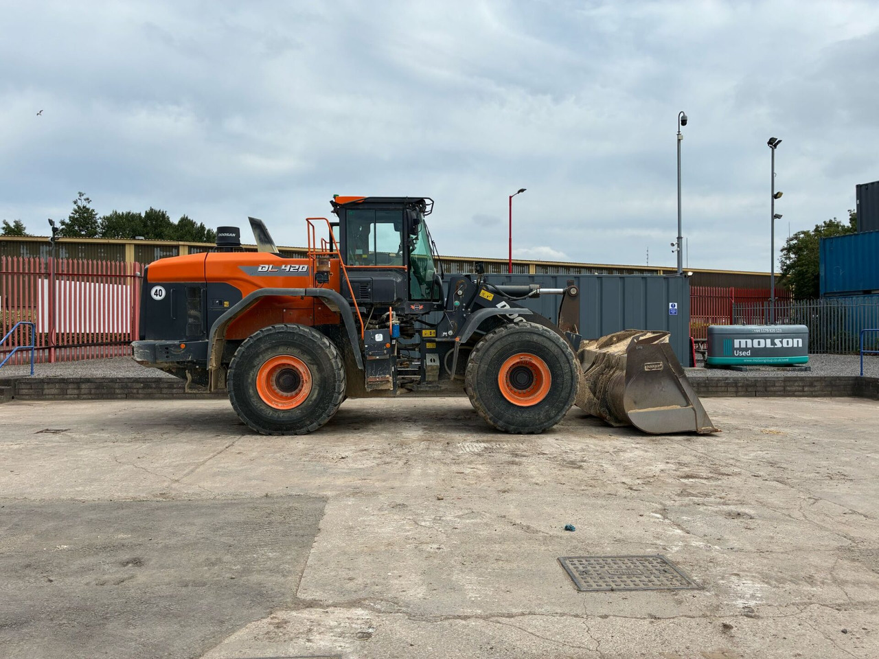 Riteņu iekrāvējs Doosan DL420: foto 6