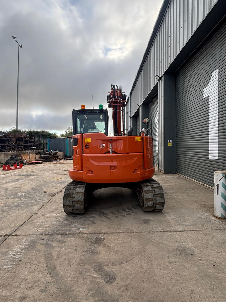 Hitachi ZX85USBR-6 2PB - Mini-ekskavators: foto 4 Hitachi ZX85USBR-6 2PB - Mini-ekskavators: foto 4