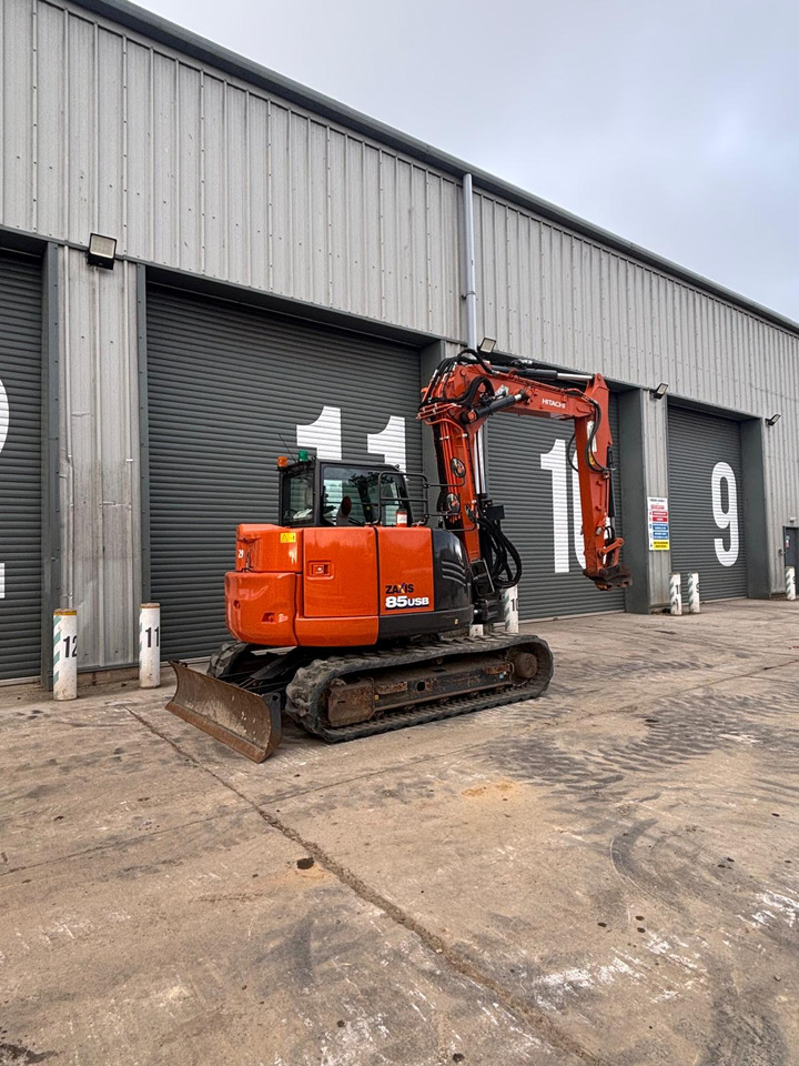 Hitachi ZX85USBR-6 2PB - Mini-ekskavators: foto 5 Hitachi ZX85USBR-6 2PB - Mini-ekskavators: foto 5