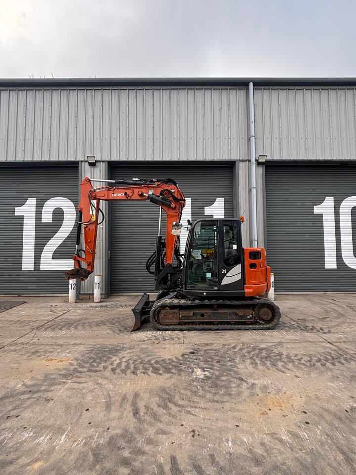 Hitachi ZX85USBR-6 2PB - Mini-ekskavators: foto 2 Hitachi ZX85USBR-6 2PB - Mini-ekskavators: foto 2