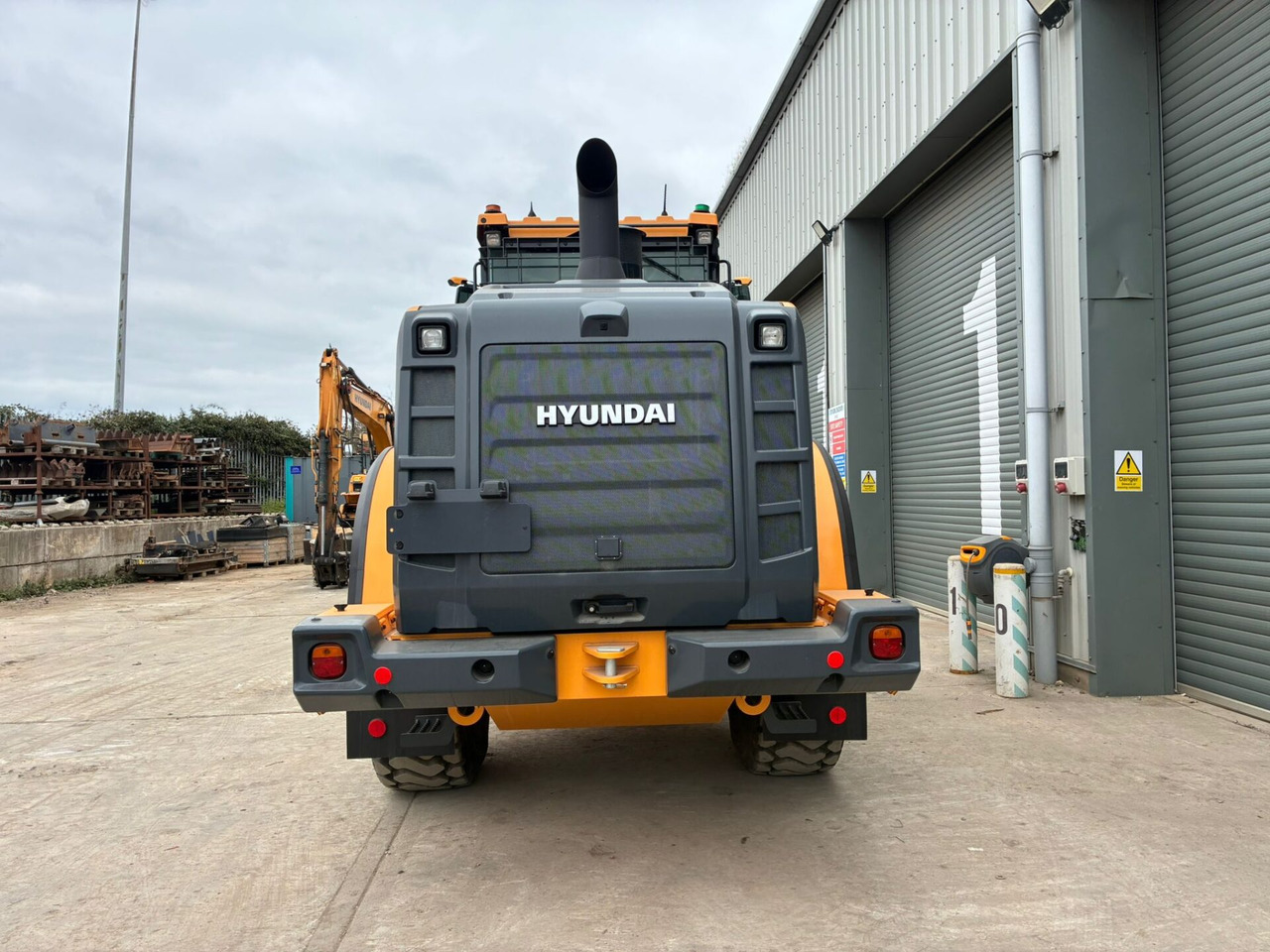 Hyundai HL940A - Riteņu iekrāvējs: foto 4 Hyundai HL940A - Riteņu iekrāvējs: foto 4