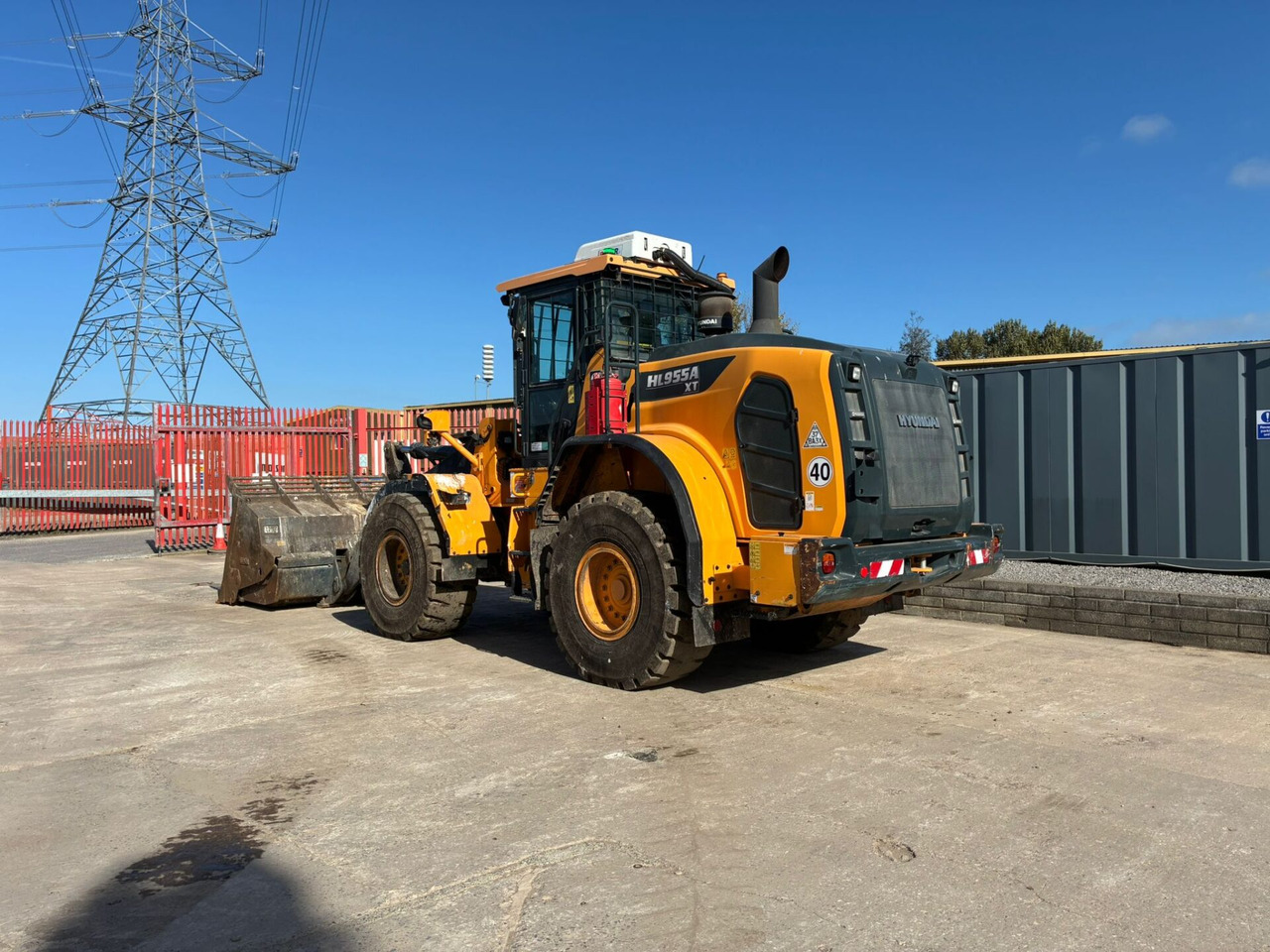 Hyundai HL955AXT - Riteņu iekrāvējs: foto 3 Hyundai HL955AXT - Riteņu iekrāvējs: foto 3