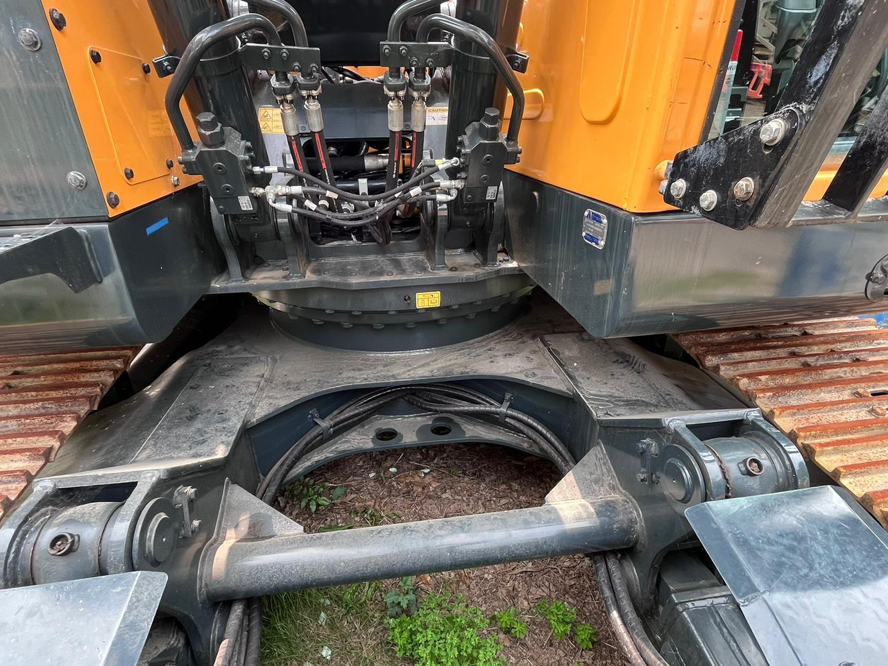 Kāpurķēžu ekskavators Hyundai HX235 LCR DZ 15M High Reach: foto 11