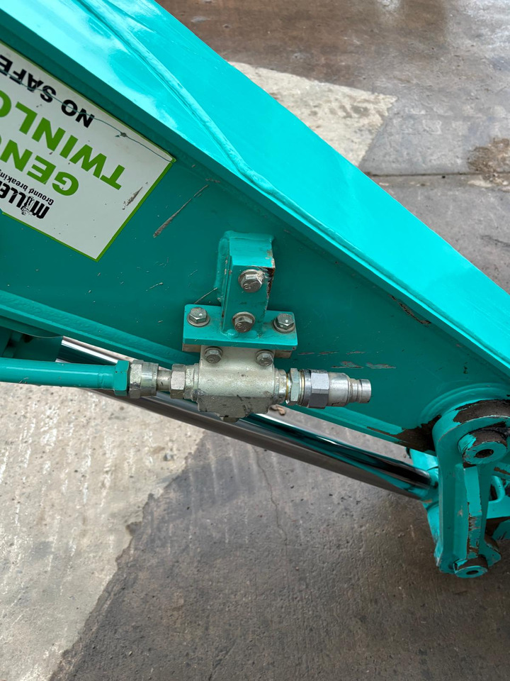 Kāpurķēžu ekskavators Kobelco SK130 LC-11: foto 11 Kāpurķēžu ekskavators Kobelco SK130 LC-11: foto 11