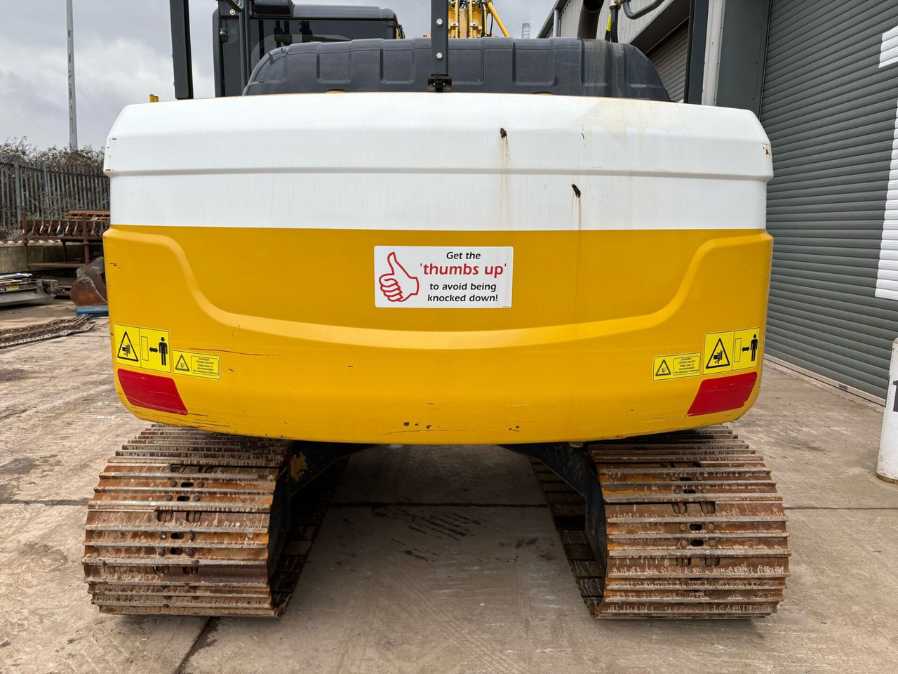 Kobelco SK130LC-11 - Kāpurķēžu ekskavators: foto 4 Kobelco SK130LC-11 - Kāpurķēžu ekskavators: foto 4