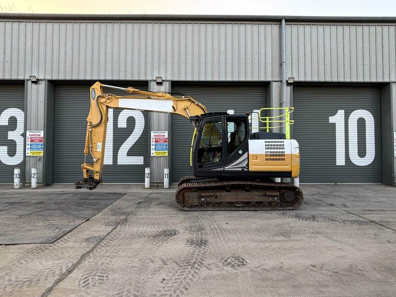 Kobelco SK130LC-11 - Kāpurķēžu ekskavators: foto 2 Kobelco SK130LC-11 - Kāpurķēžu ekskavators: foto 2