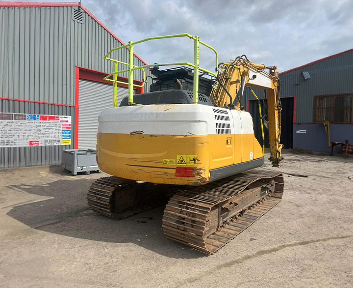 Kobelco SK130LC-11 - Kāpurķēžu ekskavators: foto 5 Kobelco SK130LC-11 - Kāpurķēžu ekskavators: foto 5